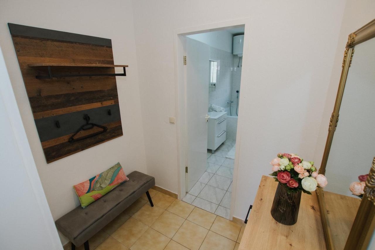 Apartment Deni Solin Exterior foto