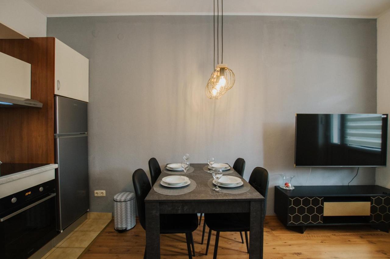 Apartment Deni Solin Exterior foto