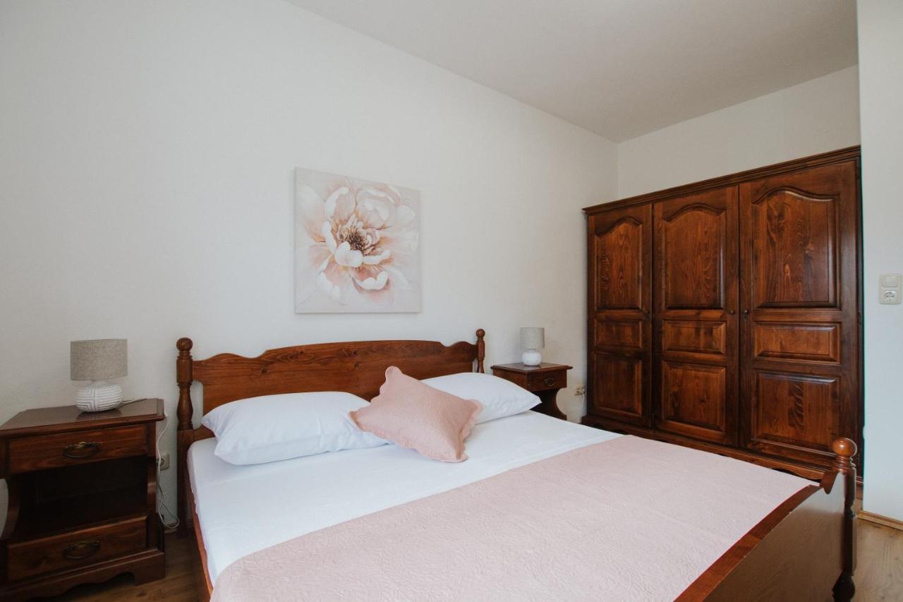 Apartment Deni Solin Exterior foto
